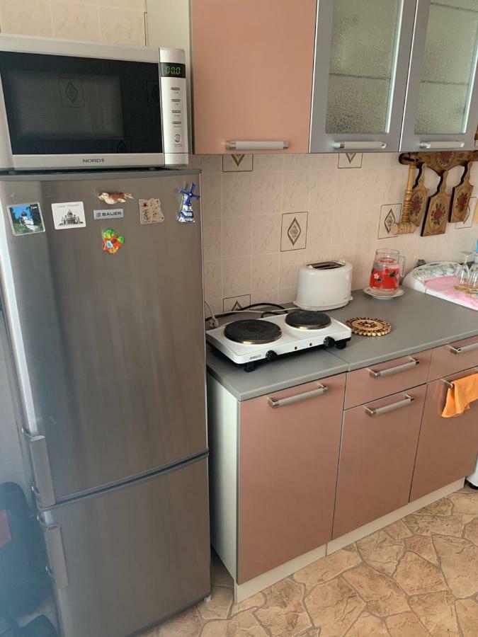 Ореховая Горка Апартаменты С Балконом И Лифтом Narva Extérieur photo